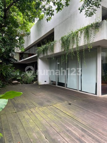 Rumah 2 Lantai Mewah di Tanah Teduh Jati Padang, Jakarta Selatan Rumah 2 Lantai Mewah di Tanah Teduh Jati Padang, Jakarta Selatan