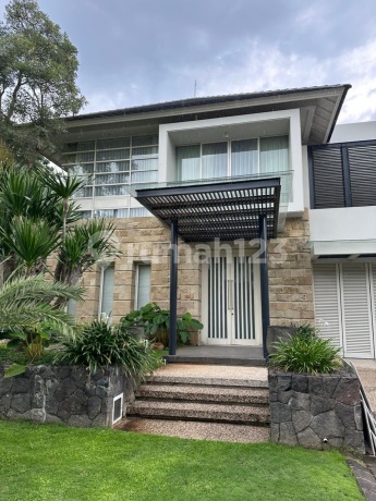 2-Storey House in Citraland - Diamond Hill, West Surabaya. Access to Radial Road Main Access, Near Gwalk - Ciputra University Campus - Ciputra Hospital - Pakuwon Mall - Pakuwon Indah - Graha Famili - Darmo Permai, etc. 2-Storey House in Citraland - Diamond Hill, West Surabaya. Access to Radial Road Main Access, Near Gwalk - Ciputra University Campus - Ciputra Hospital - Pakuwon Mall - Pakuwon Indah - Graha Famili - Darmo Permai, etc.