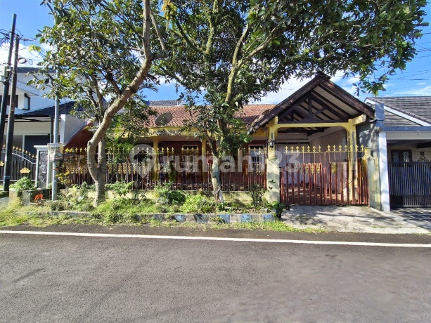 Rumah Murah Luas 183 M2 Area Perumahan Borobudur Agung Suhat Rumah Murah Luas 183 M2 Area Perumahan Borobudur Agung Suhat