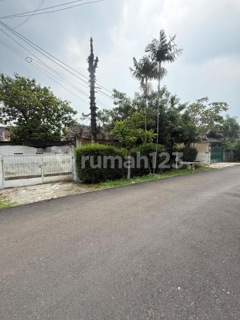 Rumah Dalam Komplek Bintaro Sektor 2 Siap Huni Rumah Dalam Komplek Bintaro Sektor 2 Siap Huni