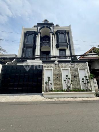 Rumah Baru Mewah Lokasi Strategis Pejaten Dekat ke Kemang Rumah Baru Mewah Lokasi Strategis Pejaten Dekat ke Kemang