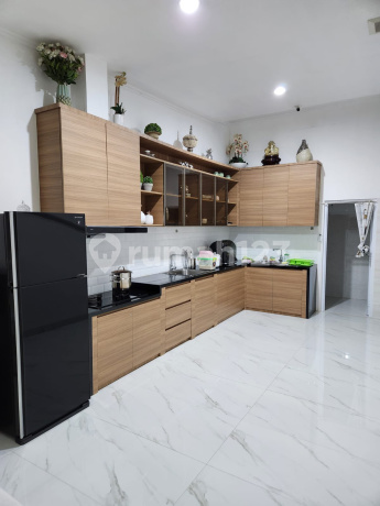 Ruko Siap Huni @ Duta Harapan Indah.. Unit Bagus dan Rapi. Sudah Renov 4 Lantai. Ad Kitchen Set. Ac 7 Unit. 3.6M Negooo !!