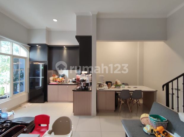 Rumah 2 lantai Cluster Carlton Millennium City Full Furnished Rumah 2 lantai Cluster Carlton Millennium City Full Furnished