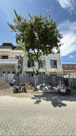 Minimalist 2-Story Commercial Building, Cheap, Pondok Tjandra Raya Minimalist 2-Story Commercial Building, Cheap, Pondok Tjandra Raya
