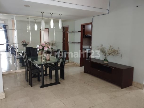 Apartemen Poins Square 3+1 Br Langka View City & Pool Apartemen Poins Square 3+1 Br Langka View City & Pool