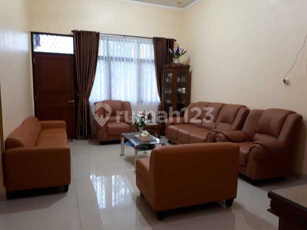 Dijual Rumah Dalam Perumahan Tytyan Indah Bekasi