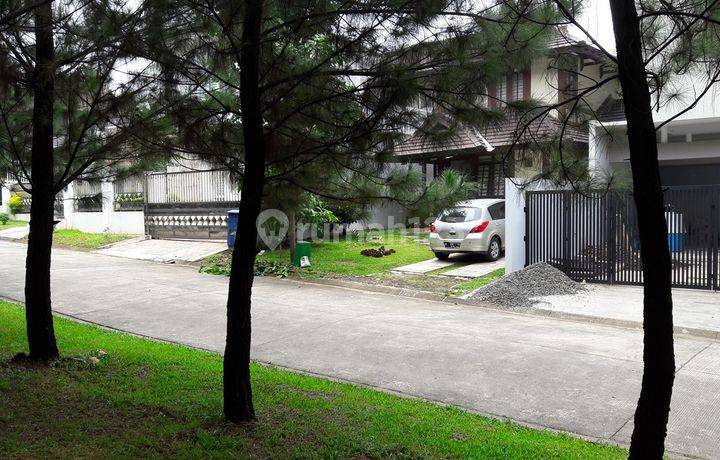 Rumah 2 Lantai terawat di cluster andalusia sentul city, bogor jawa barat 