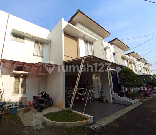 >> Rumah Lokasi Asri Ciputat