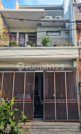 Rumah Hook Lokasi Strategis Pondok Aren Rumah Hook Lokasi Strategis Pondok Aren