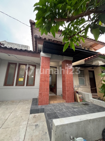 Rumah Super Siap Pakai Taman Parahyangan Lokasi Karawaci Rumah Super Siap Pakai Taman Parahyangan Lokasi Karawaci