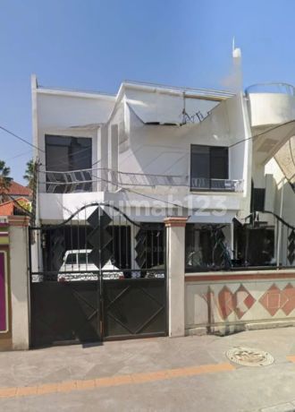 Rumah Raya Dharmahusada Indah