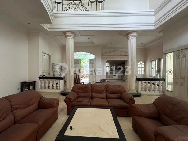 Rumah Mewah Strategis Laguna Regency Pakuwon City Rumah Mewah Strategis Laguna Regency Pakuwon City