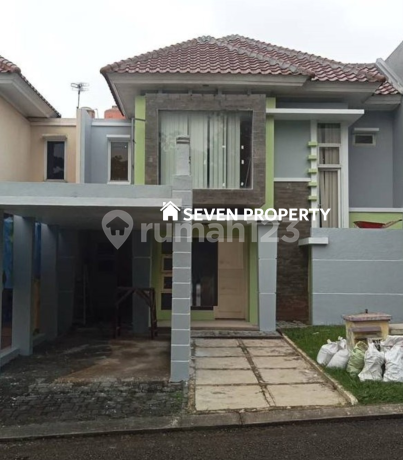 2-Story House Ready to Occupylocated in a Good Location at Legenda Wisata