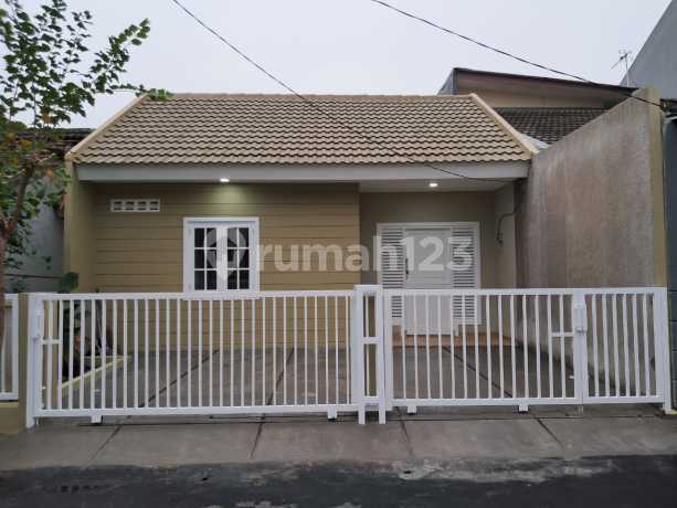 Jual Cepat Rumah Cantik & Cocok Untuk Milenial di Griya Loka BSD City Tangerang