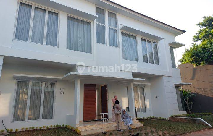 Rumah Mewah 2 Lantai di Kiara Residence Harjamukti Depok