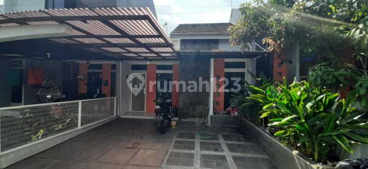 Rumah komplek bumi asri cihanjuang parongpong bandung barat