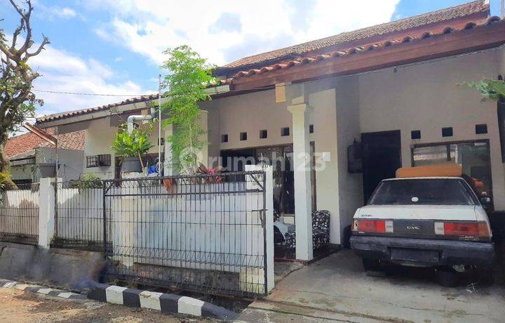 Rumah cihanjuang indah dekat jalan pesantren cimahi