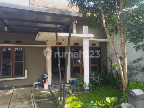 Rumah bukit sariwangi parongpong
