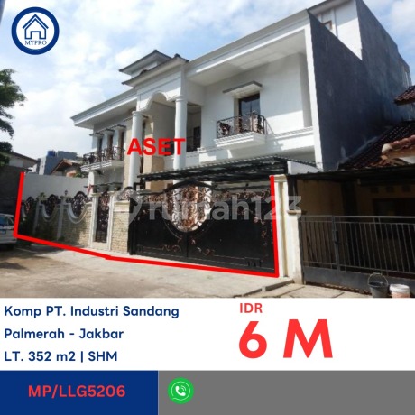 Affordable House in Sandang Complex, Palmerah, West Jakarta