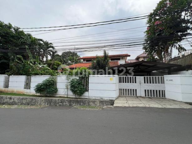 Di Jual Rumah di Area Cipete Jakarta Selatan Di Jual Rumah di Area Cipete Jakarta Selatan