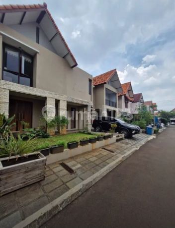 Fully Furnished House in Villa Cendana Complex.