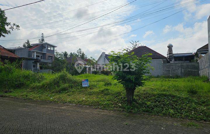 Tanah di Royal Garden Regency, Batu SHM 200 m²