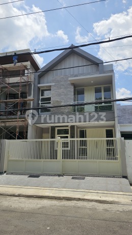 Dijual Rumah Manyar Tirto Jalan Kembar Utama Baru Gres Dijual Rumah Manyar Tirto Jalan Kembar Utama Baru Gres