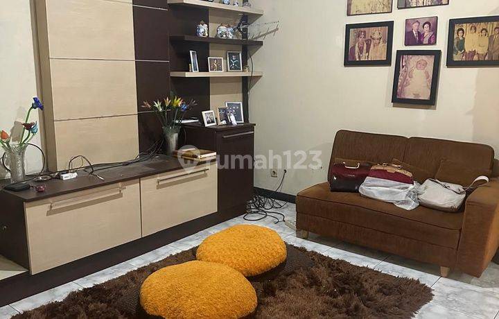 Rumah Bagus SHM di Komplek Srimahi Baru, Bandung
