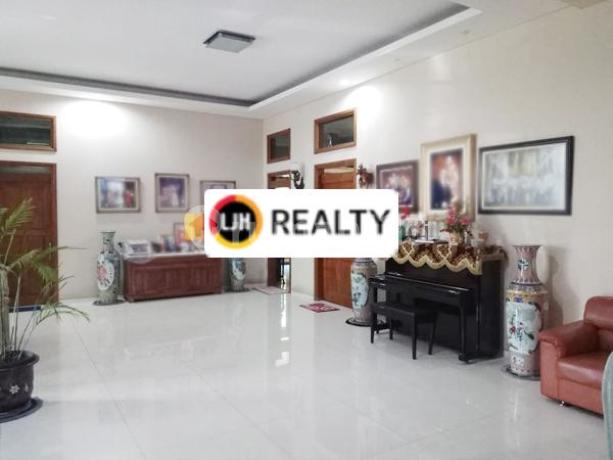 Rumah di Bukit Sadewa Bukit Sari Semarang