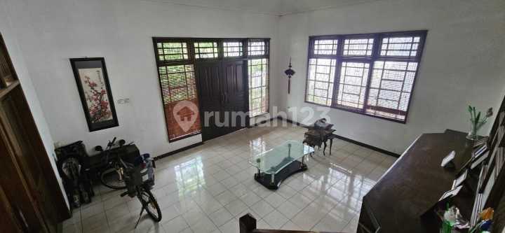 Rumah di Pondok Kelapa, Duren Sawit Dijual Berupa Tanah dan Bangunan Lokasi Strategis