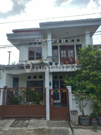 Dijual Rumah 2,5 Lantai di Perum Harapan Kita Karawaci Tangerang Dijual Rumah 2,5 Lantai di Perum Harapan Kita Karawaci Tangerang