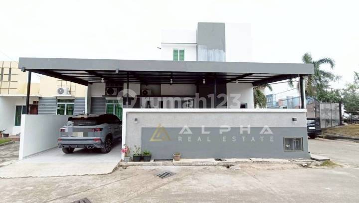 For Quick Sale, 2-Story Original Hook House in Batam Center Fully Renovated