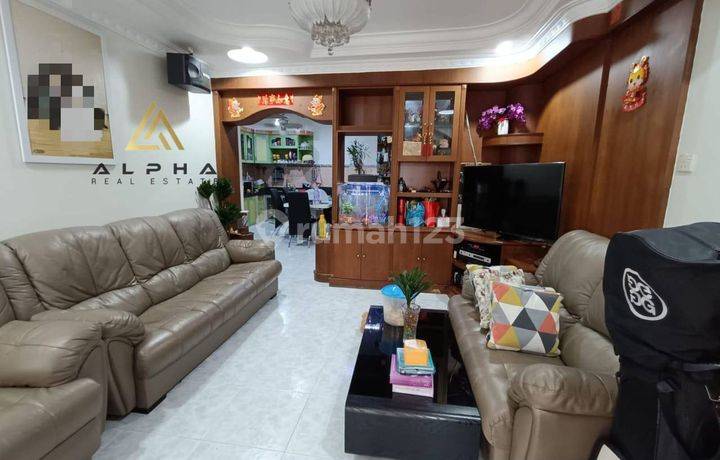 Dijual Rumah 2 Lantai Kembang Sari Batam Center