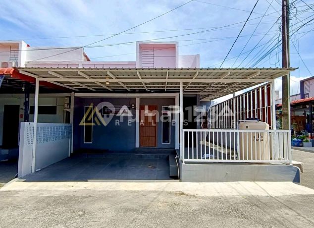 Dijual Cepat Rumah Hook Siap Renov Cactus Garden di Batam Center