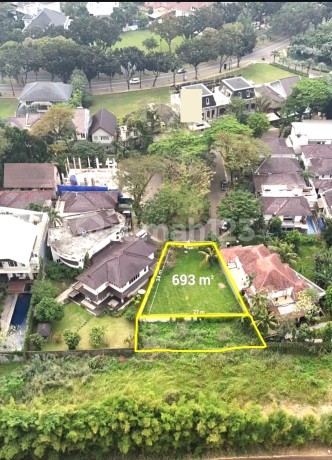 Land for Sale 693 m2 Pocket Shape at Blue Lake Lippo Karawaci Tangerang Strategic Location, Facing Park, Near Supermall