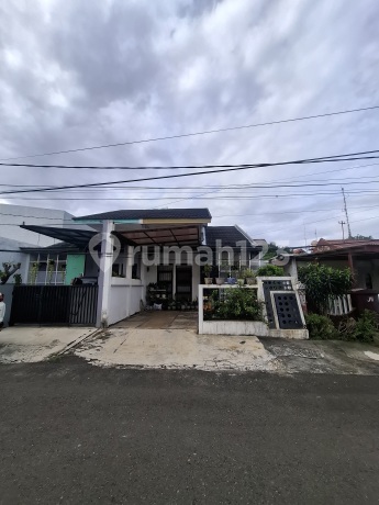 Rumah 1 Lt Di Komplek Waringin Permai Jatiwaringin Jakarta Timur Rumah 1 Lt Di Komplek Waringin Permai Jatiwaringin Jakarta Timur