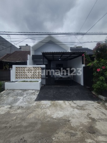 Rumah Siap Huni di Perumahan Taman Jati Sari Permai Jatiasih