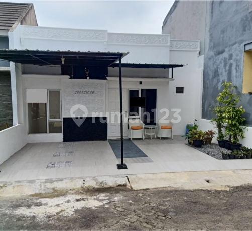 Ready-to-Live House in a Cluster at Griya Suradita Indah Ready-to-Live House in a Cluster at Griya Suradita Indah