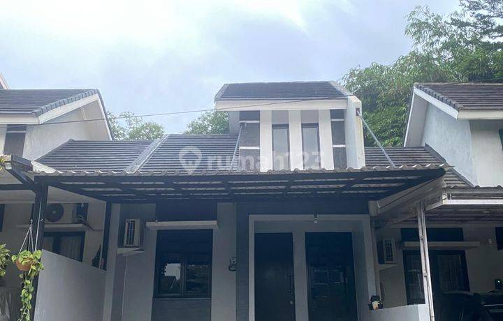 Rumah dalam cluster green hills estate ciputat