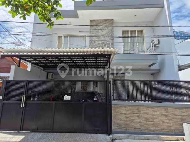 Rumah Minimalis, Wisma Permai Barat Rumah Minimalis, Wisma Permai Barat