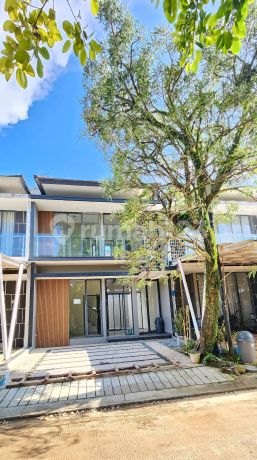 Rumah Dua Lantai Siap Huni Serpong,Dekat Stasiun KRL Cisauk Rumah Dua Lantai Siap Huni Serpong,Dekat Stasiun KRL Cisauk