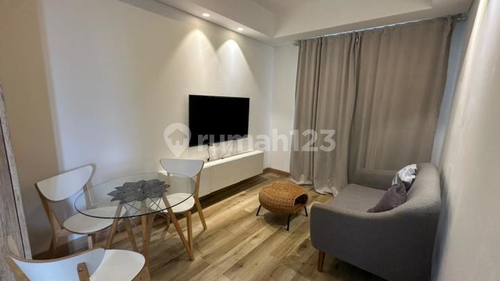 Apt Gold Coast 2Kt, Furnish, Jual 2 M, Sewa 125Jt/Th Apt Gold Coast 2Kt, Furnish, Jual 2 M, Sewa 125Jt/Th