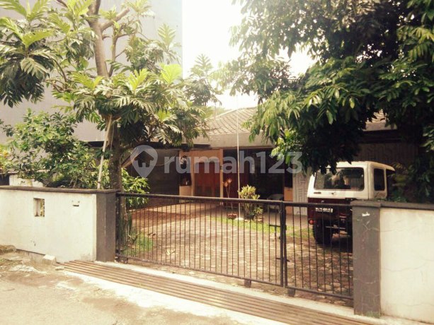 Rumah lama dijual Sukahaji Baru dekat DT dan hotel Zodiak Sutami 