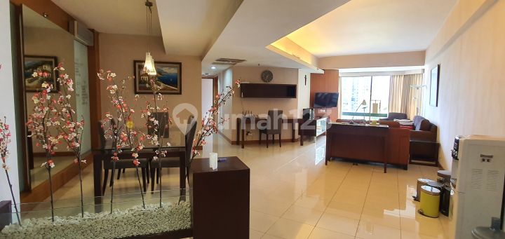 Taman Anggrek Kondo 3+1, Hommy, Nyaman, Exclusive Apartemen Miltonia 3 Kamar Tidur Furnished Bagus