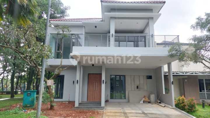 Rumah Elegant dan Luxury Rumah di The Icon,Cluster Cosmo-Bsd City-Tangerang- Banten 2 Lantai SHM Timur