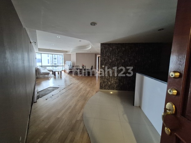 Taman Anggrek Kondo 3+1, Dijual Cepat , View Ok Bagus Apartemen Potinara 3 Kamar Tidur Unfurnished Butuh Minim Renovasi