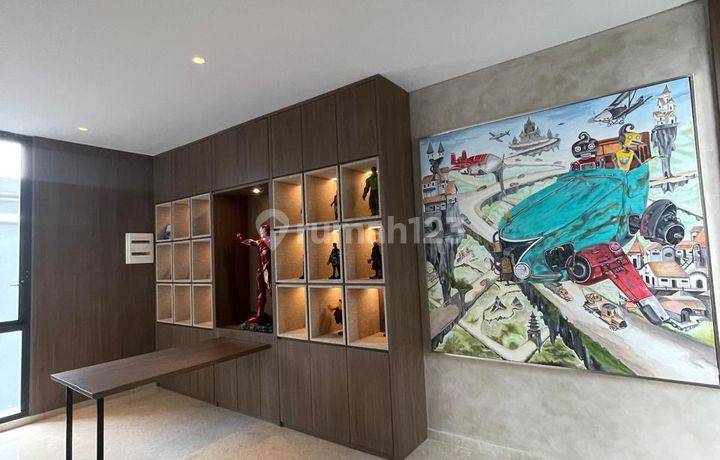 Rumah Super Mewah Ada Lift Kolam Renang Lokasi Terbaik Cluster Terbaik di BSD City