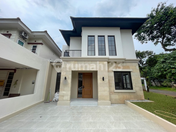 Ready to Live For Sale, Near Mosque, Spacious Yard in Legenda Wisata.