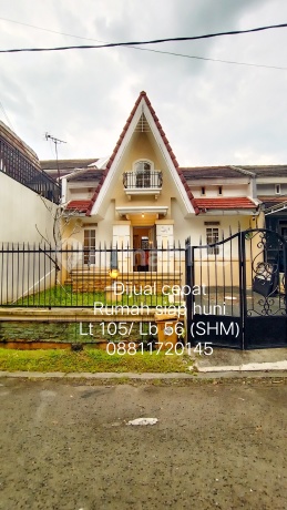 Rumah SHM siap huni di taman Venesia Sentul city