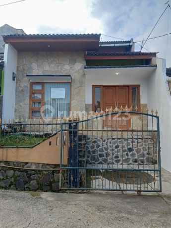 Rumahsejuk Danasri Dikomplek Bumi Langgeng Cininuk Cileunyi Rumahsejuk Danasri Dikomplek Bumi Langgeng Cininuk Cileunyi